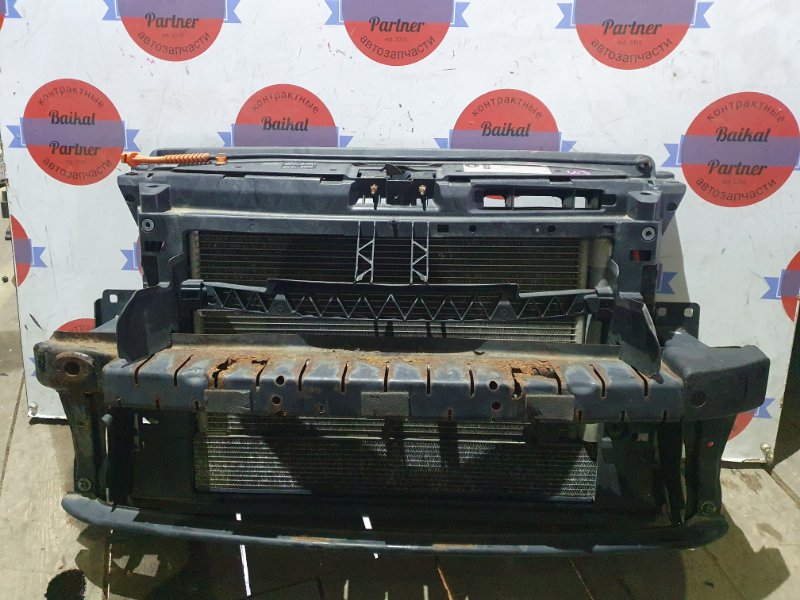 Рамка радиатора VOLKSWAGEN POLO 6RCBZ CBZB 2010 (б/у)