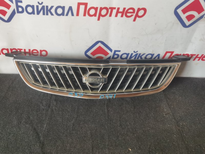 Решетка радиатора Nissan Sunny FB15 QG15DE 1999 передняя