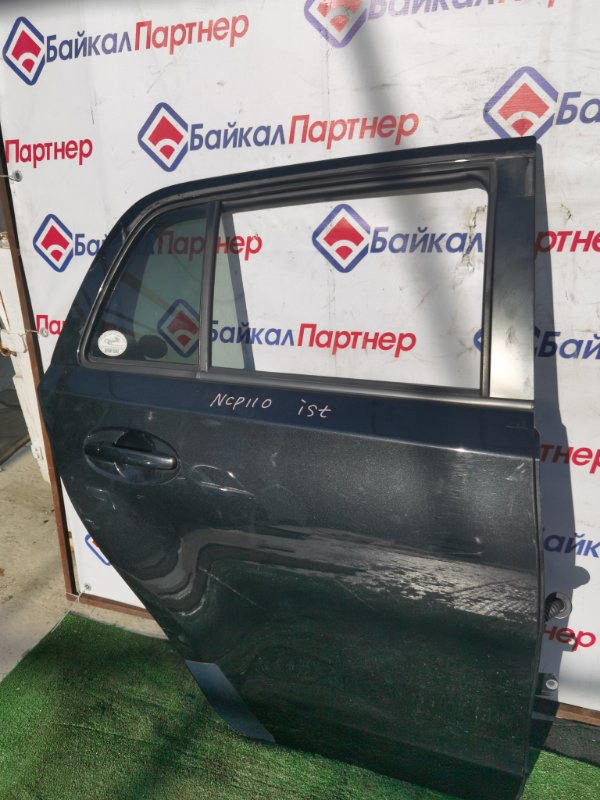 Дверь TOYOTA IST NCP110 1NZ-FE 2009 задняя правая (б/у)