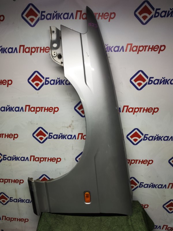 Крыло NISSAN LAUREL GNC35 RB25DE 2002 переднее левое (б/у)