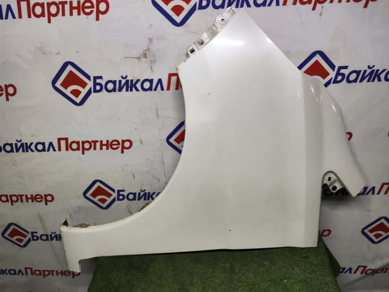 Крыло NISSAN DAYZ B21W 3B20 2015 переднее левое (б/у)