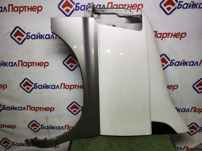 Крыло NISSAN ELGRAND ALE50 VG33E 1999 переднее левое (б/у)