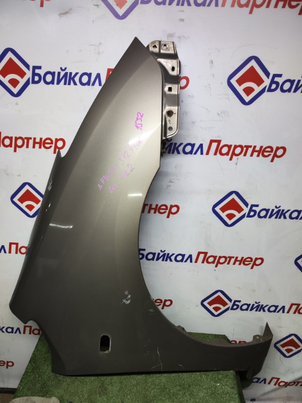 Крыло TOYOTA PRIUS NHW20 1NZ-FXE 2005 переднее правое (б/у)