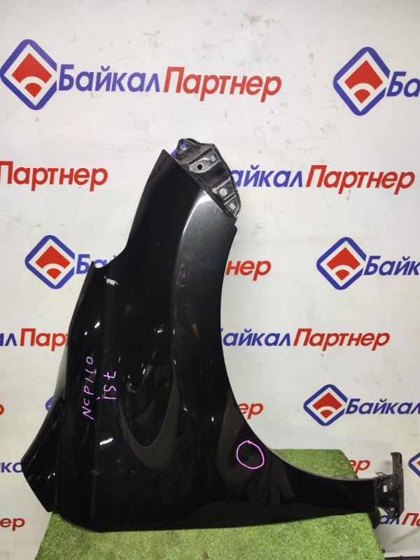 Крыло TOYOTA IST NCP110 1NZ-FE 2009 переднее правое (б/у)
