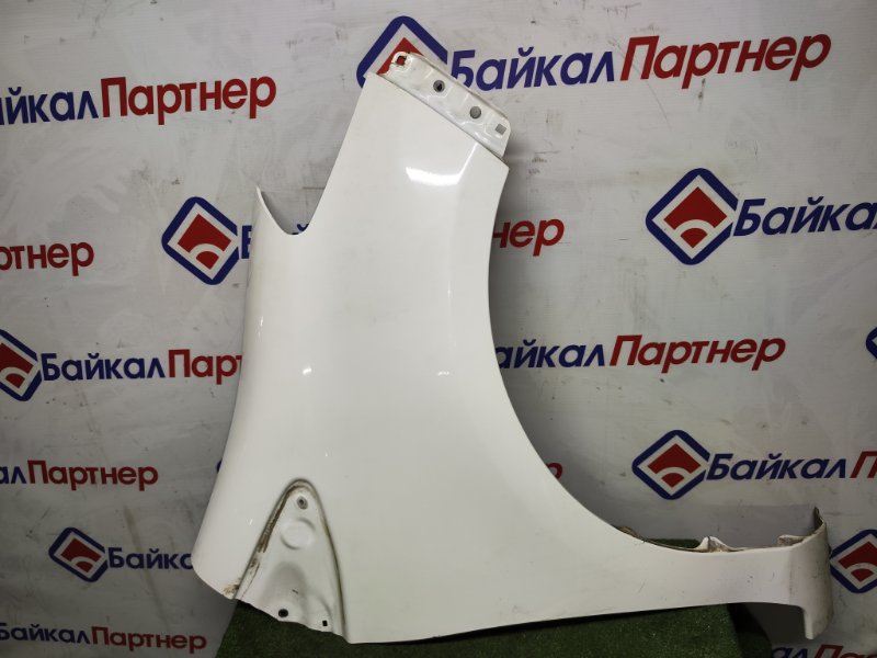 Крыло TOYOTA VITZ NSP135 1NR-FE 2013 переднее правое (б/у)