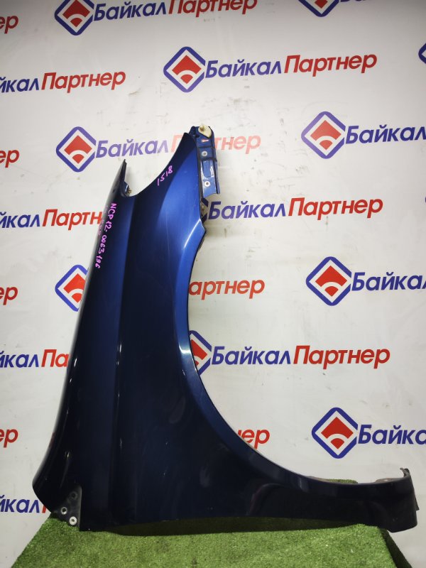 Крыло TOYOTA PLATZ NCP12 1NZ-FE 2000 переднее правое (б/у)