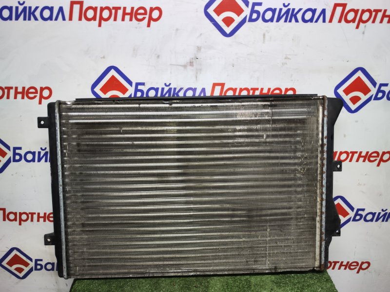 Радиатор ДВС VOLKSWAGEN TOURAN 1T3 2012 (б/у)