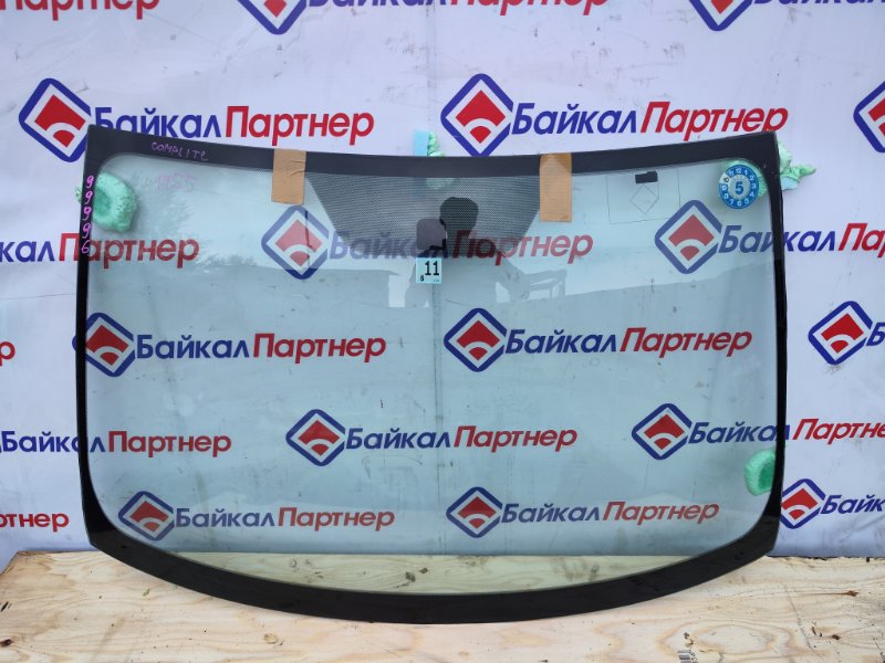 Стекло лобовое TOYOTA IST NCP110 1NZ-FE 2009 (б/у)