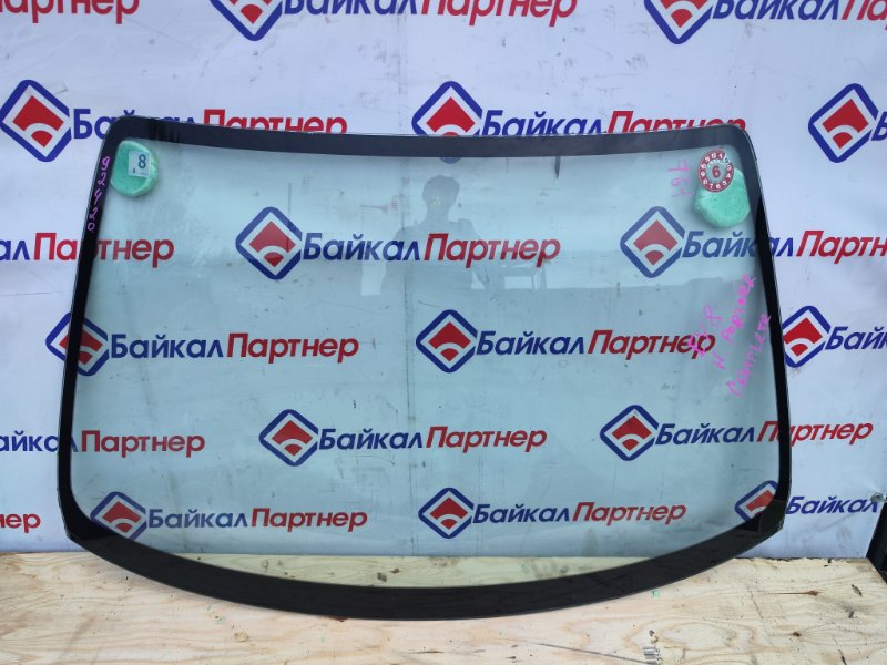 Стекло лобовое HONDA PARTNER EY8 D16A 1999 (б/у)