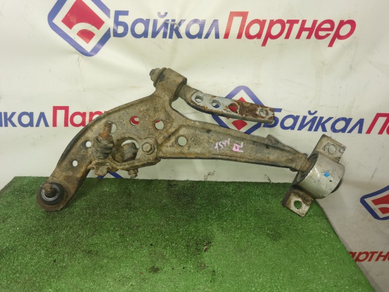 Рычаг NISSAN SERENA TNC24 QR20DE 2003 передний левый (б/у)