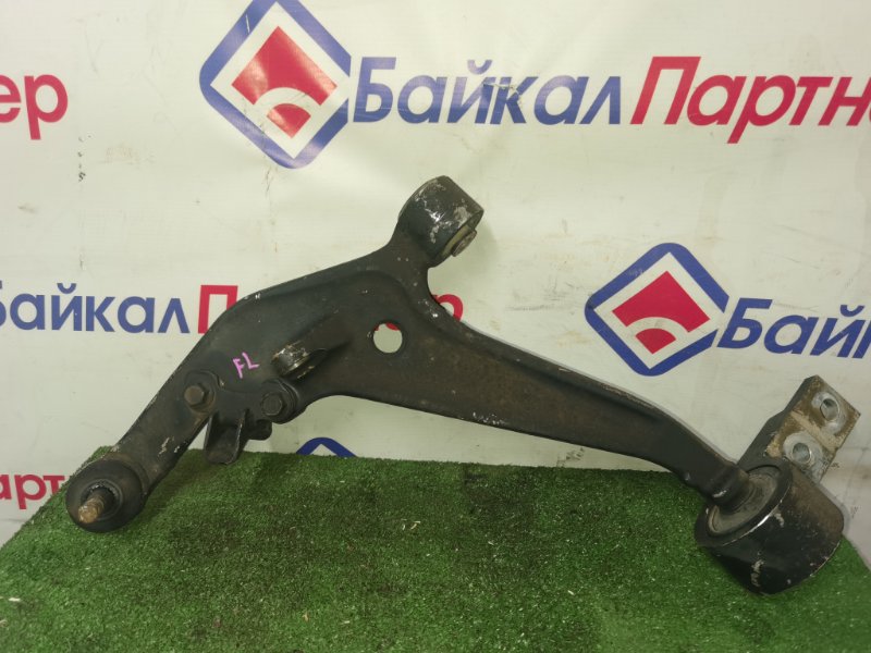 Рычаг NISSAN X-TRAIL NT30 QR20DE 2004 передний левый (б/у)