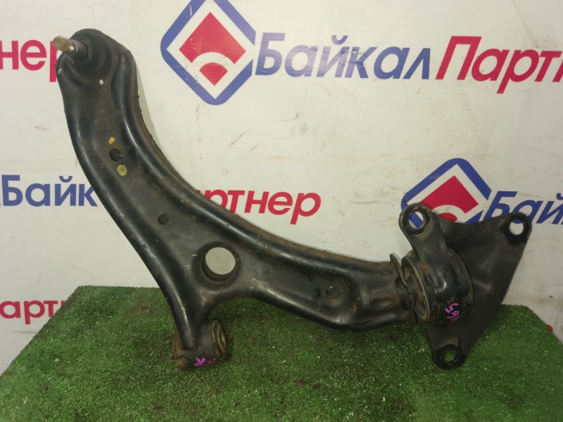 Рычаг HONDA FIT GP1 LDA передний правый (б/у)