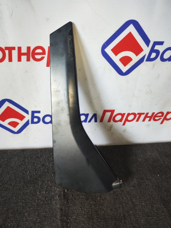 Накладка на дверь HONDA AIRWAVE GJ1 L15A 2005 задняя правая (б/у)