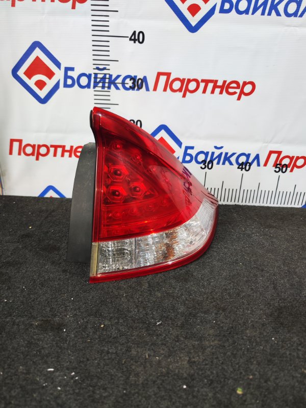 Стоп HONDA INSIGHT ZE2 LDA 2011 задний правый 220-22875 (б/у)