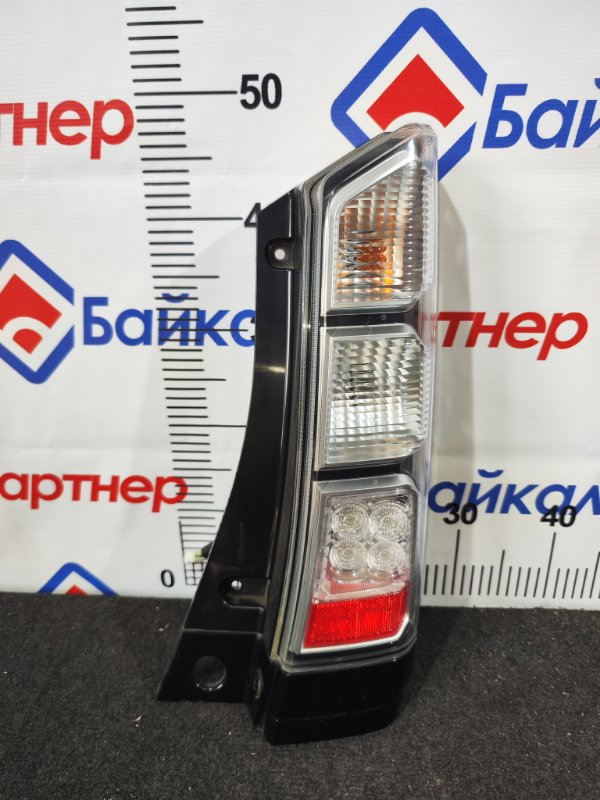 Стоп HONDA N-BOX JF2 S07A 2013 задний правый D105 (б/у)