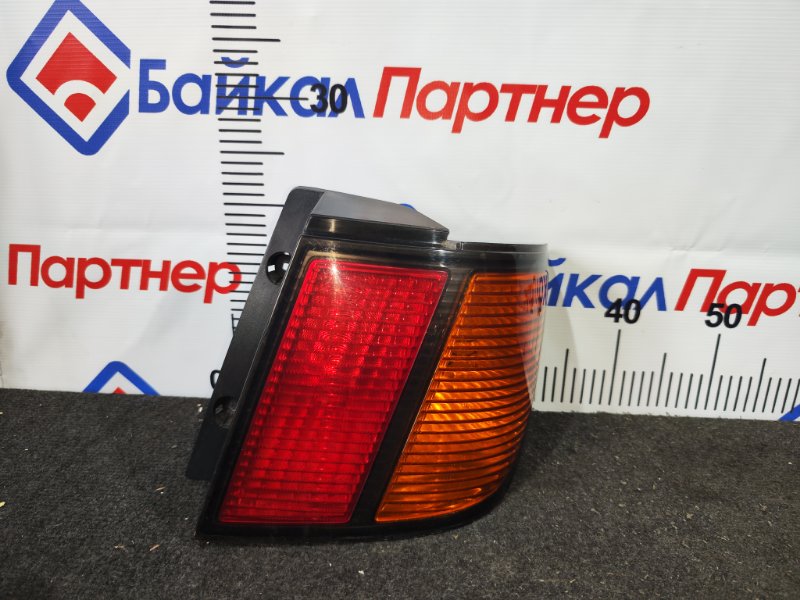 Стоп NISSAN BASSARA JNU30 KA24 2000 задний правый (б/у)