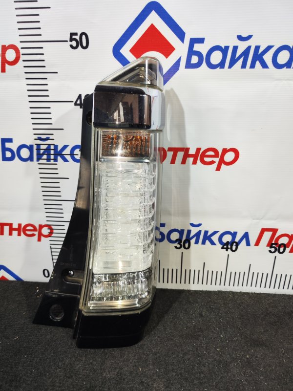 Стоп HONDA N-BOX JF2 S07A 2013 задний правый D106 (б/у)