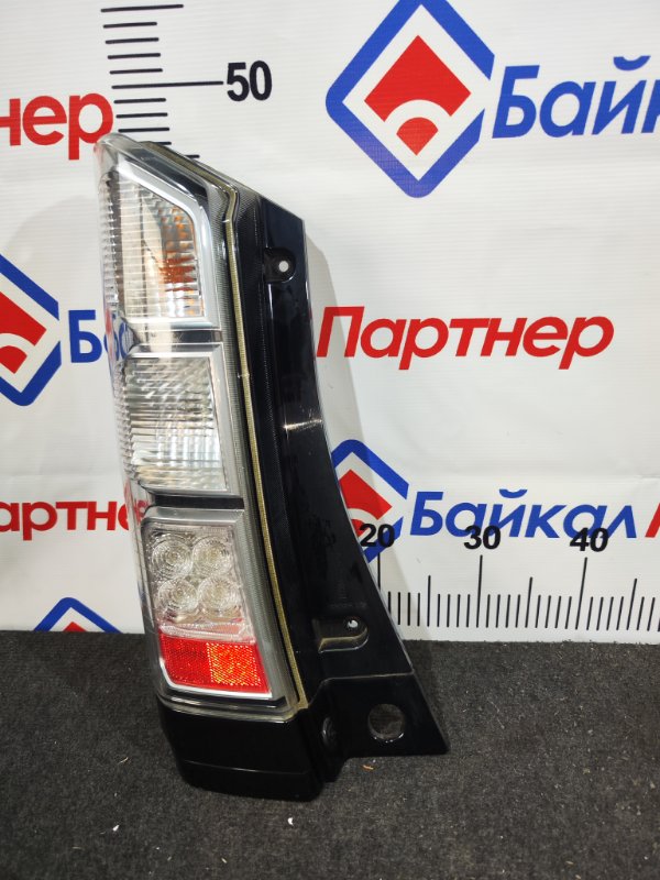 Стоп HONDA N-BOX JF2 S07A 2013 задний левый D105 (б/у)