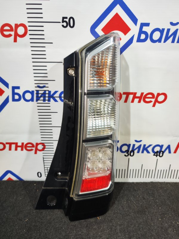 Стоп HONDA N-BOX JF2 S07A 2013 задний правый D105 (б/у)