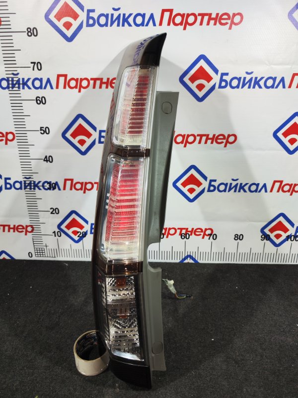 Стоп HONDA STREAM RN7 R18A 2013 задний левый D079 (б/у)