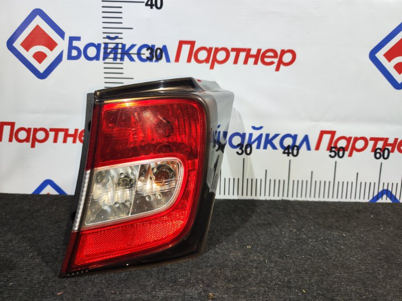 Стоп HONDA FREED SPIKE GB4 L15A 2012 задний правый D095 (б/у)