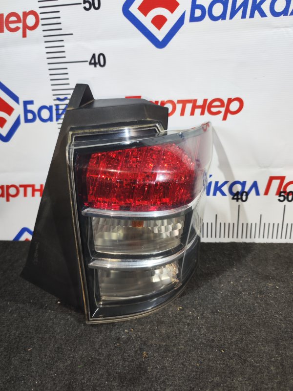 Стоп TOYOTA IQ KGJ10 1KR-FE 2008 задний правый 74-8 (б/у)