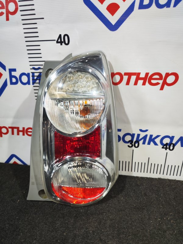 Стоп TOYOTA PASSO KGC30 1KR-FE 2010 задний правый 220-51004 (б/у)