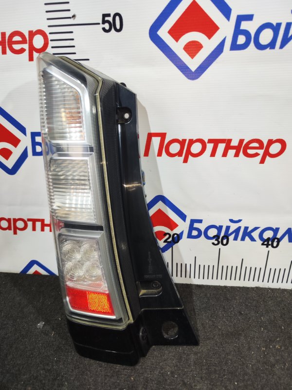 Стоп HONDA N-BOX JF2 S07A 2012 задний левый D105 (б/у)