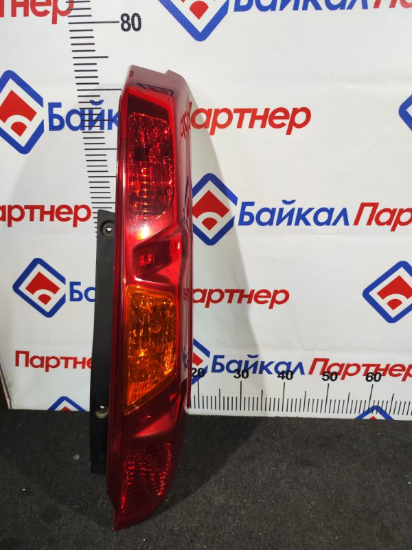 Стоп NISSAN X-TRAIL NT31 MR20DE 2009 задний правый 220-63929 (б/у)