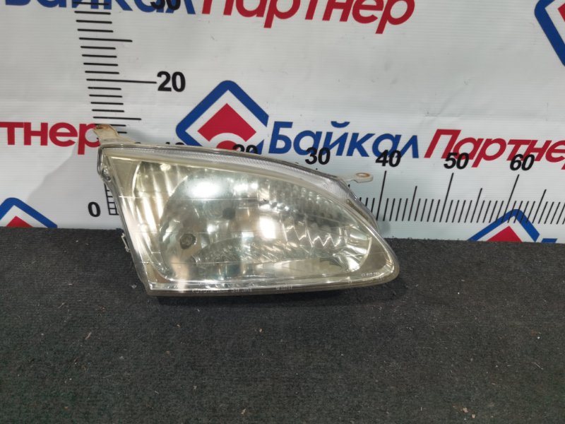 Фара TOYOTA COROLLA SPACIO AE115N 7A-FE 2001 передняя правая 12-38 (б/у)