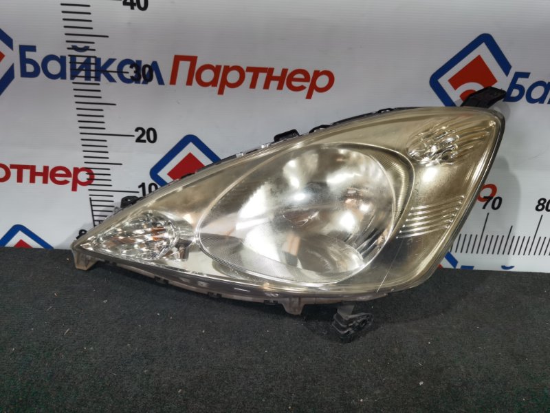 Фара HONDA FIT SHUTTLE GG8 L15A 2013 передняя левая 6865 (б/у)