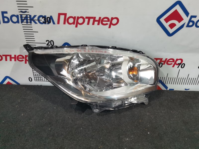 Фара NISSAN DAYZ B21W 3B20 2016 передняя правая W1047 (б/у)