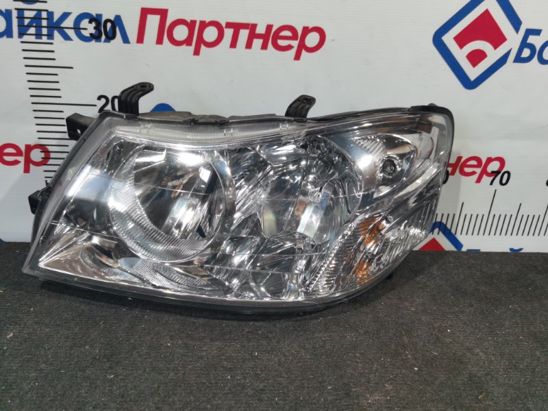 Фара NISSAN LIBERTY RM12 QR20DE 2001 передняя левая 1686 (б/у)