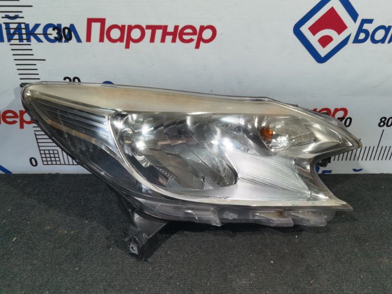 Фара NISSAN NOTE E12 HR12DE передняя правая 1868 (б/у)