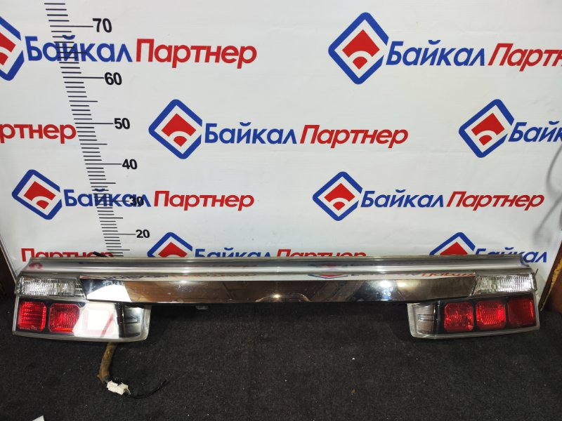 Стоп 5-й двери HONDA STEPWGN RG2 K20A 2009 (б/у)