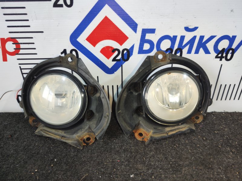Фара противотуманная TOYOTA SIENTA NCP81G 1NZ-FE 2006 (б/у)