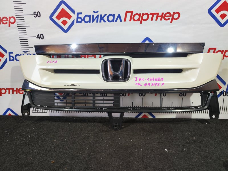 Решетка радиатора HONDA N-WGN JH1 S07A 2017 (б/у)