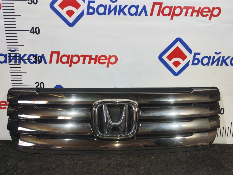 Решетка радиатора HONDA N-BOX JF2 S07A 2013 (б/у)