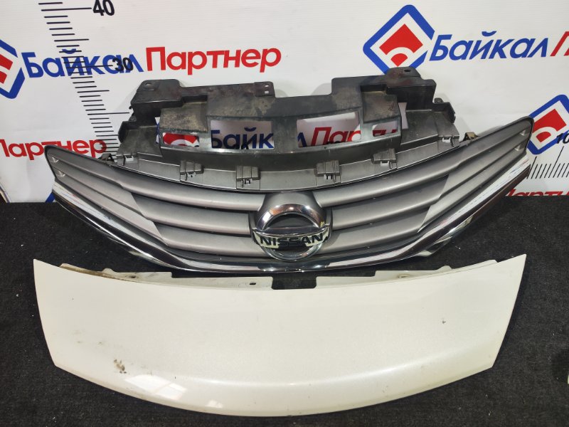 Решетка радиатора NISSAN NOTE E12 HR12DE 2013 (б/у)