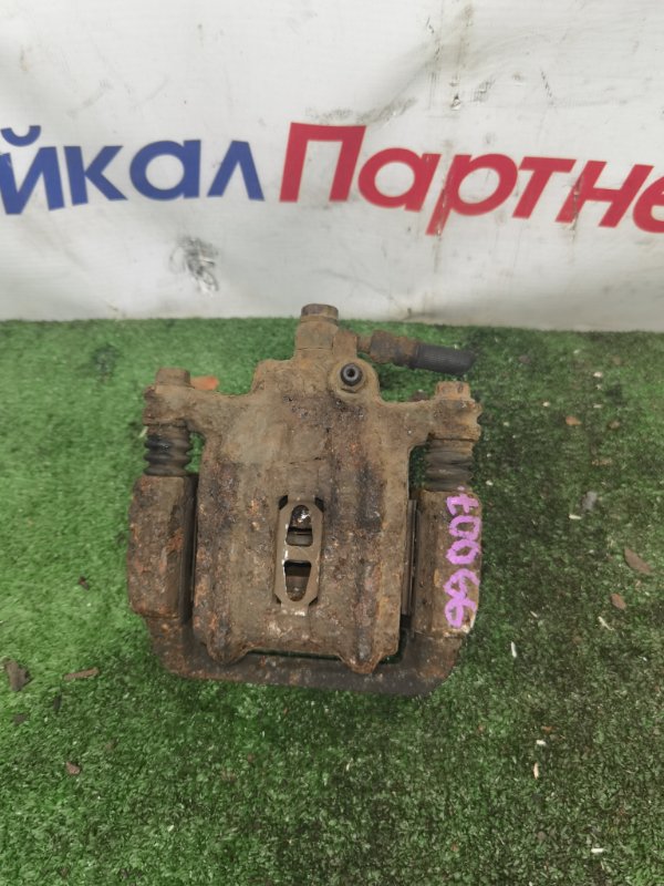 Суппорт HONDA LEGEND KA9 C35A 1999 задний правый (б/у)