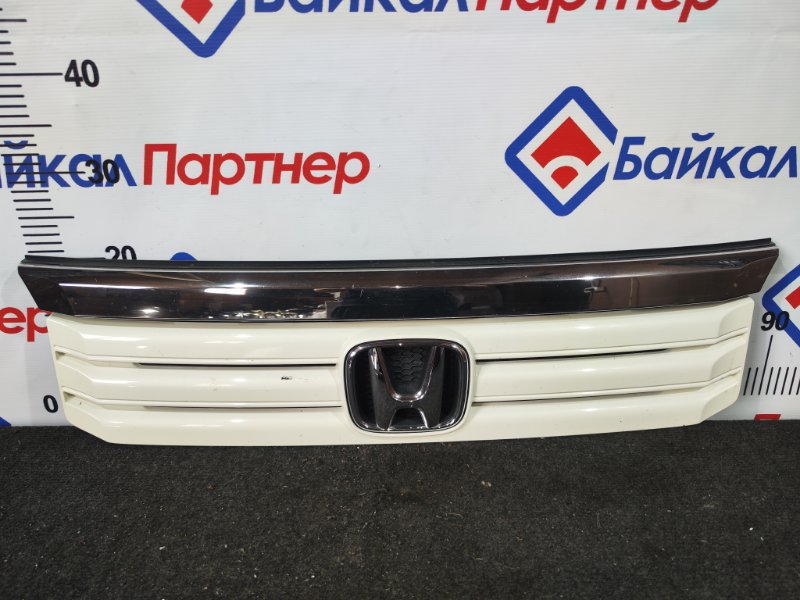 Решетка радиатора HONDA N-BOX JF2 S07A 2012 передняя (б/у)