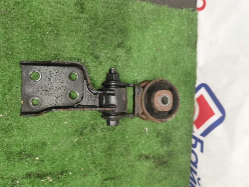 Подушка ДВС TOYOTA IST NCP110 1NZ-FE 2009 задняя (б/у)
