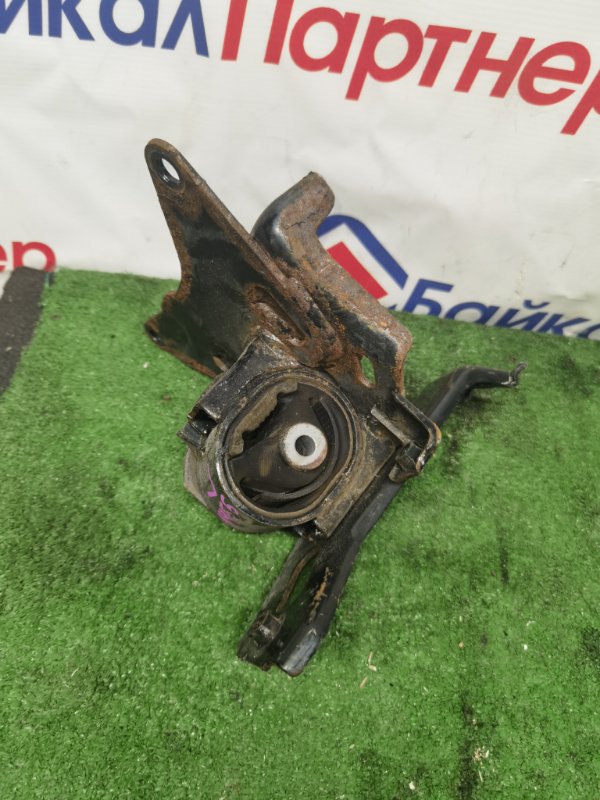 Подушка ДВС TOYOTA IST NCP110 1NZ-FE 2009 левая (б/у)