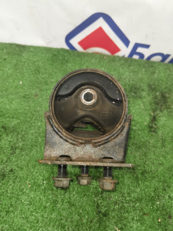 Подушка ДВС NISSAN BASSARA JNU30 KA24 2000 задняя (б/у)