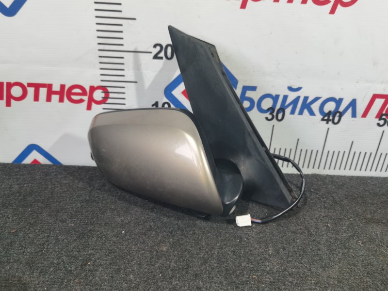 Зеркало TOYOTA PRIUS NHW20 1NZ-FXE 2005 переднее правое (б/у)