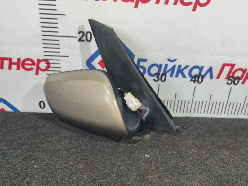Зеркало TOYOTA PRIUS NHW20 1NZ-FXE 2004 переднее правое (б/у)
