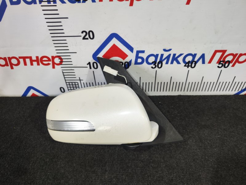 Зеркало TOYOTA PRIUS NHW20 1NZ-FXE 2008 переднее правое (б/у)