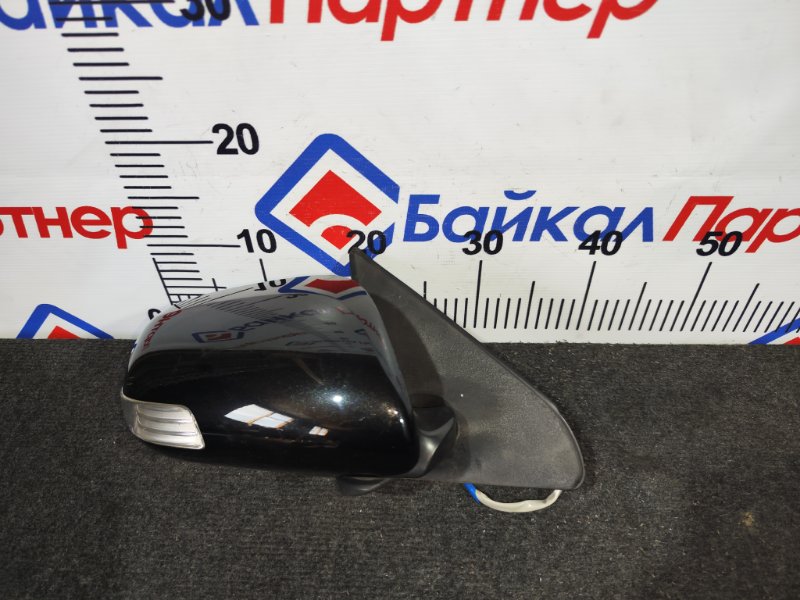 Зеркало TOYOTA IST NCP110 1NZ-FE переднее правое (б/у)