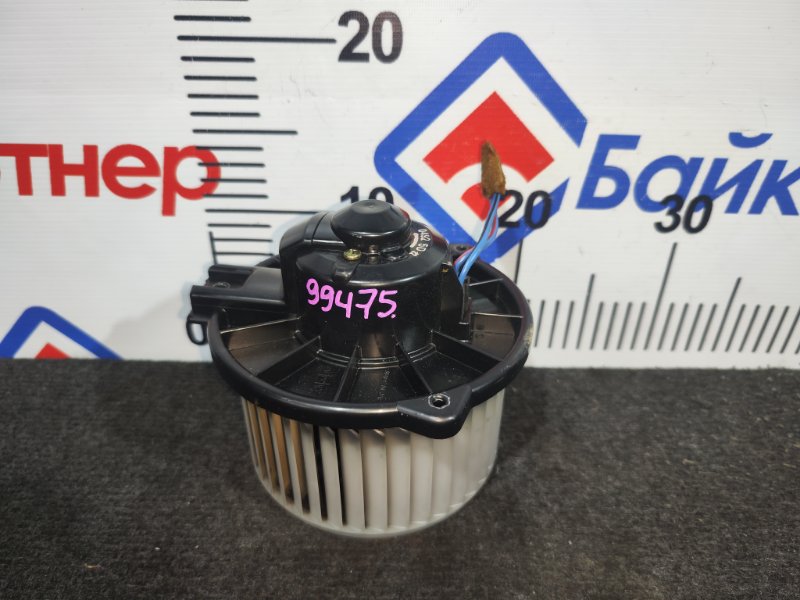 Мотор печки TOYOTA VITZ NCP10 2NZ-FE 2002 (б/у)