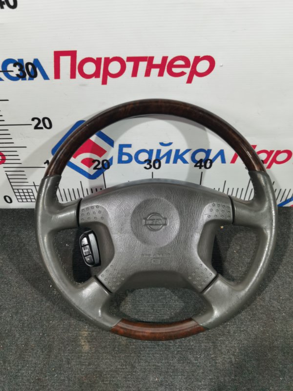 Подушка безопасности водителя NISSAN LAUREL GNC35 RB25DE 2002 (б/у)